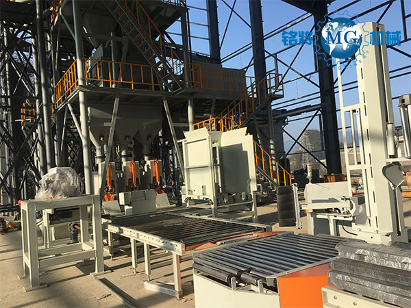 生產(chǎn)膩?zhàn)臃鄣臋C(jī)器多少錢(qián)？生產(chǎn)膩?zhàn)臃鄣臋C(jī)器哪家好